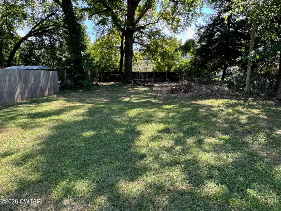 412 W Grand Street, Jackson, TN 38301 - #2