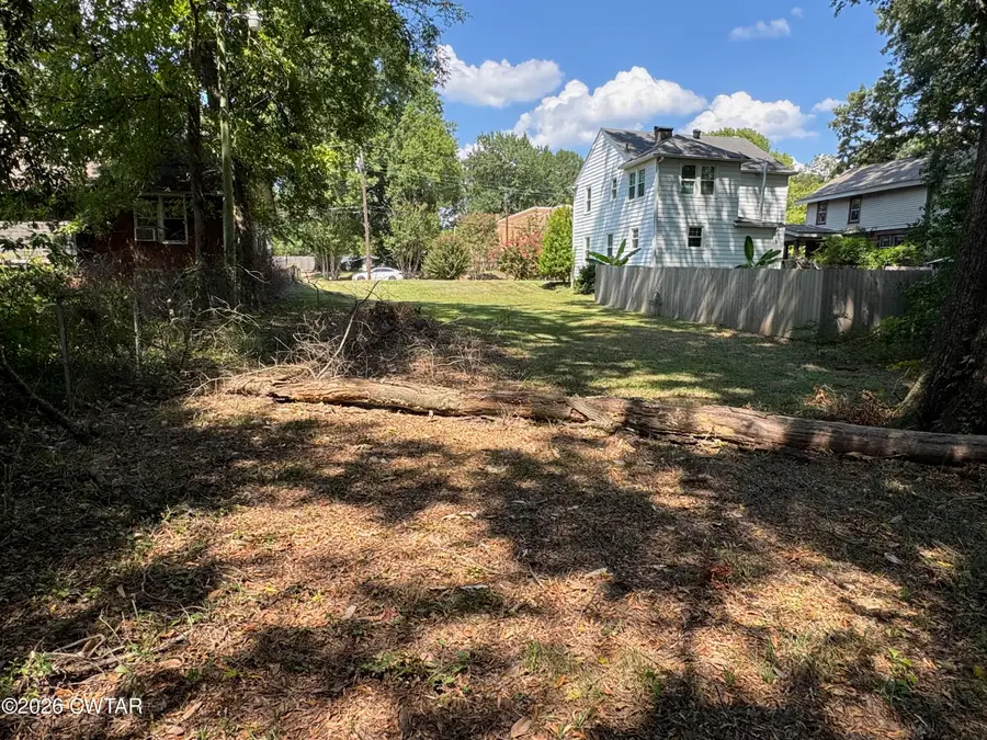412 W Grand Street, Jackson, TN 38301 - #3