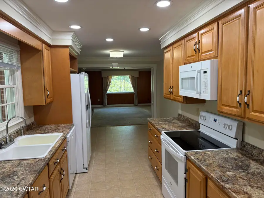 210 W Sixth Street, Henderson, TN 38340 - #3