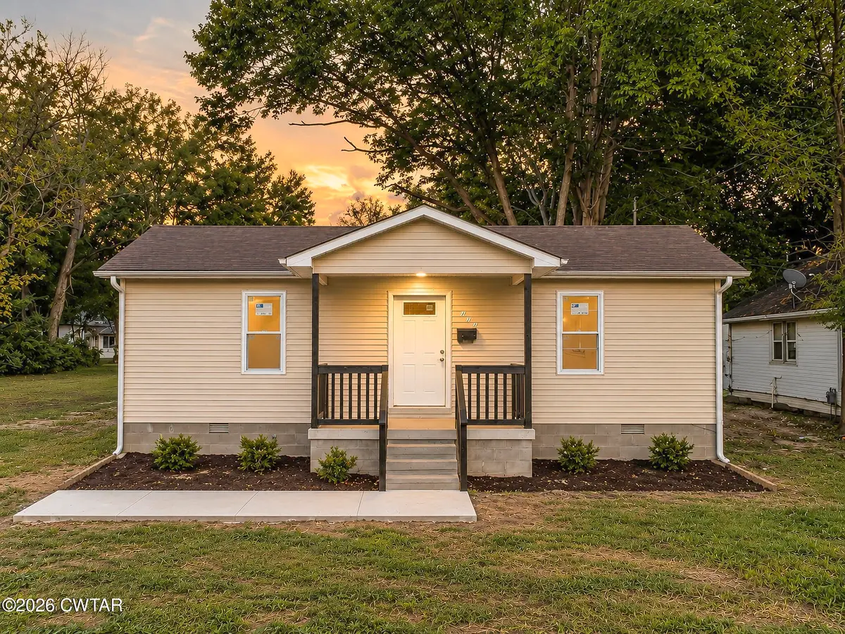 217 Irvine Street, Paris, TN 38242 - #1