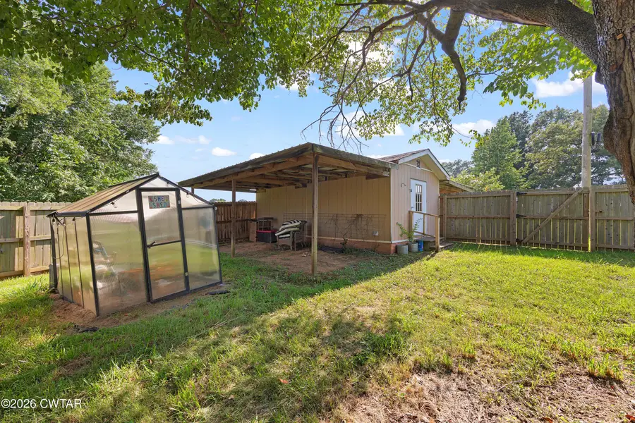 218 W Church Avenue, Medina, TN 38355 - #3