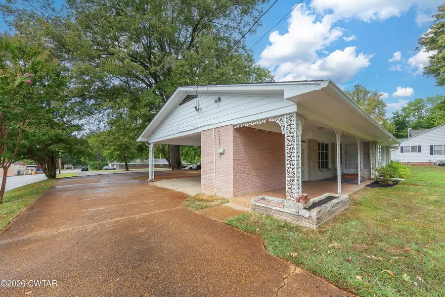 1028 S College Street, Trenton, TN 38382 - #3
