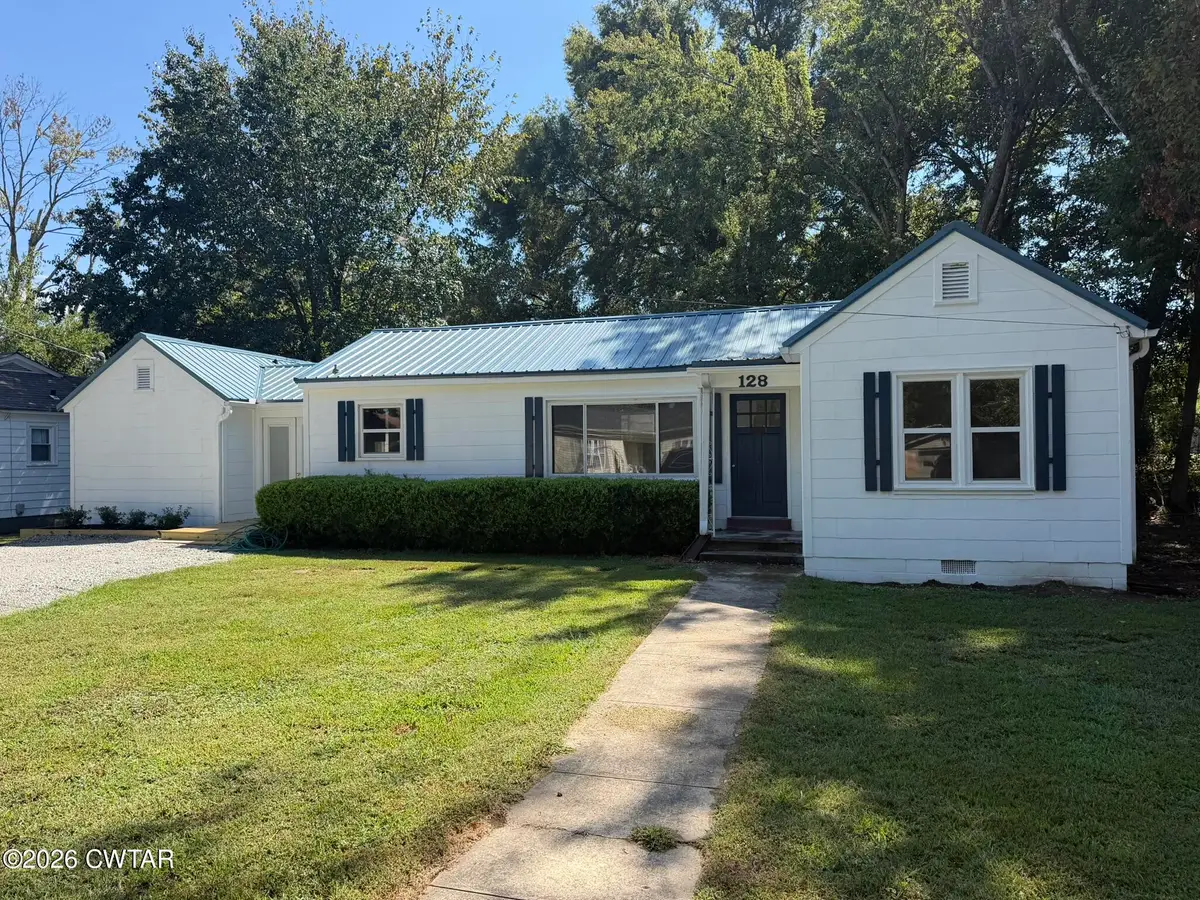 128 E 6th Street, Henderson, TN 38340 - #1