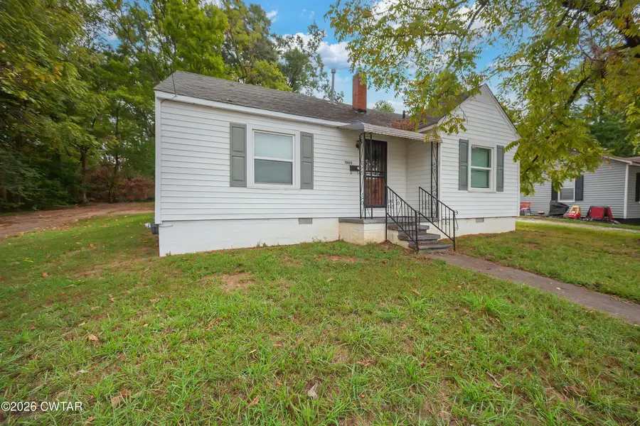 1005 S High Street, Trenton, TN 38382 - #2