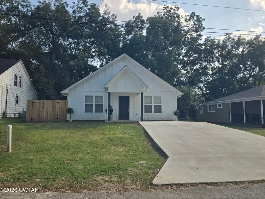 1618 Elm Street, Humboldt, TN 38343 - #2