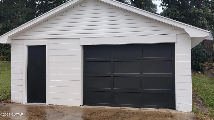 706 Tibbs Street, Dyersburg, TN 38024 - #2