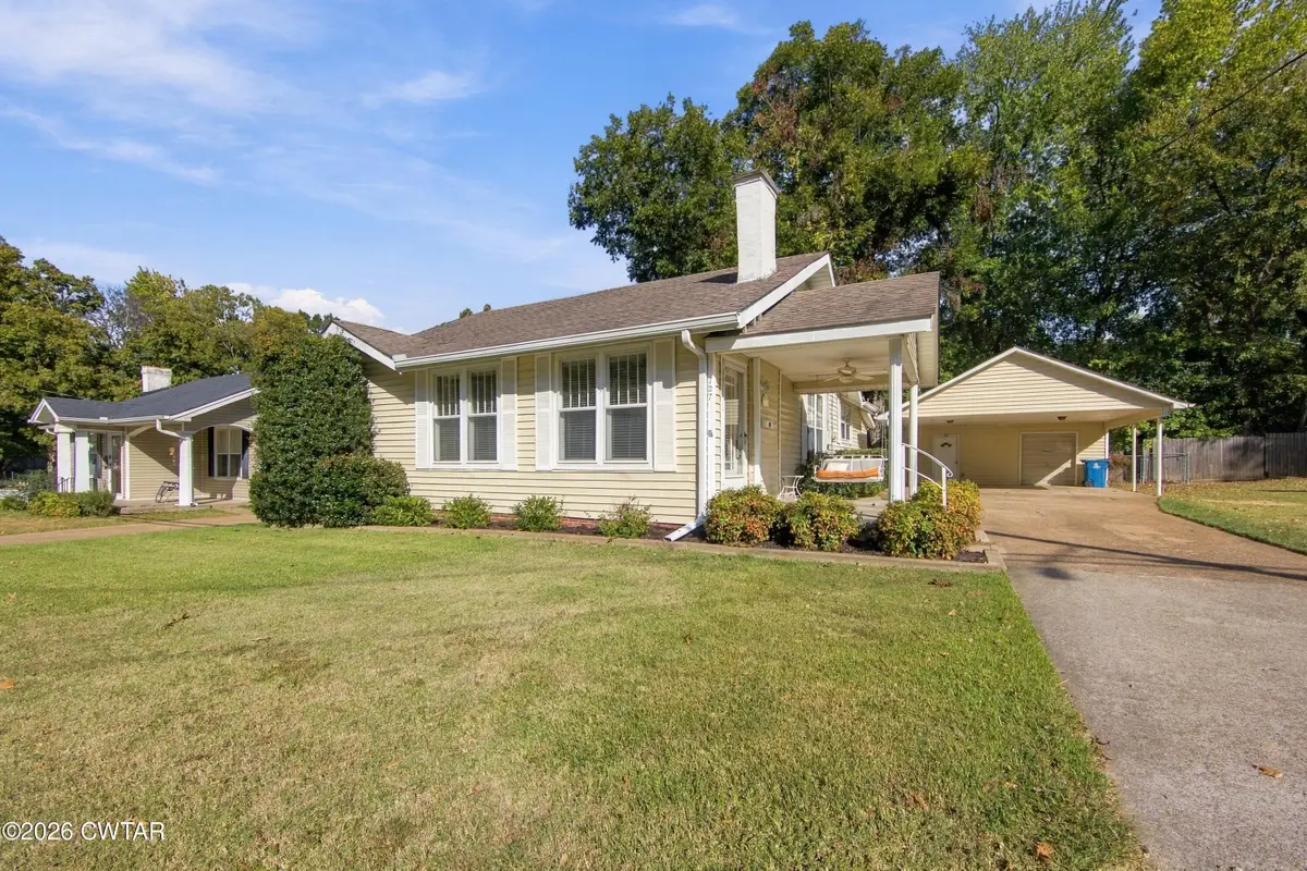 727 S College Street, Trenton, TN 38382 - #1