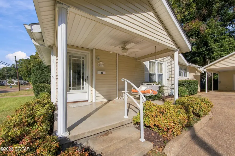 727 S College Street, Trenton, TN 38382 - #3