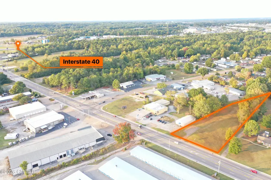 2039 Hollywood Drive, Jackson, TN 38305 - #2