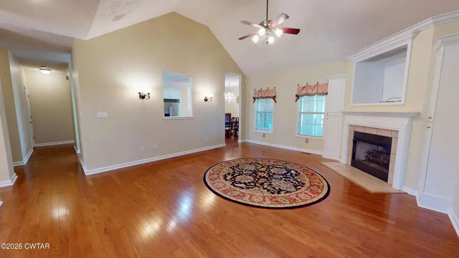 2209 Oakview Avenue, Dyersburg, TN 38024 - #2