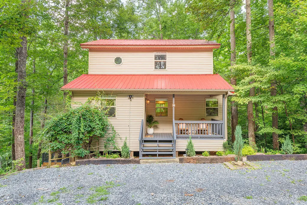 115 Jenny Way, Cosby, TN 37722 - Image #1