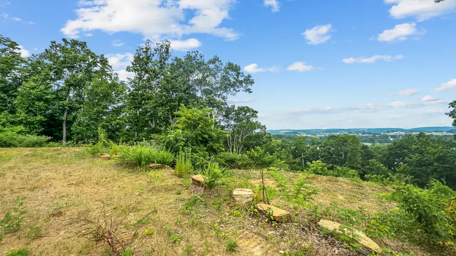 2345 Paradise Way, Sevierville, TN 37876 - #2