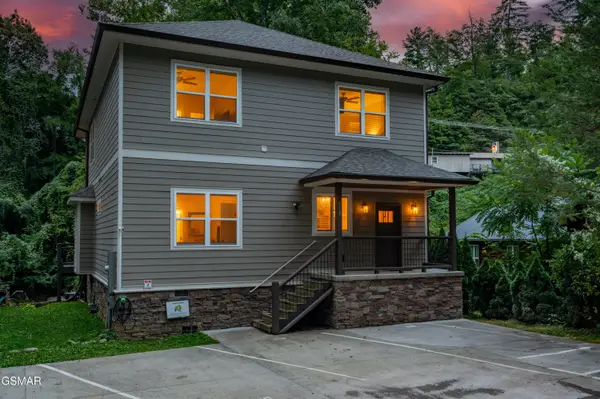 510 Hemlock Street, Gatlinburg, TN 37738