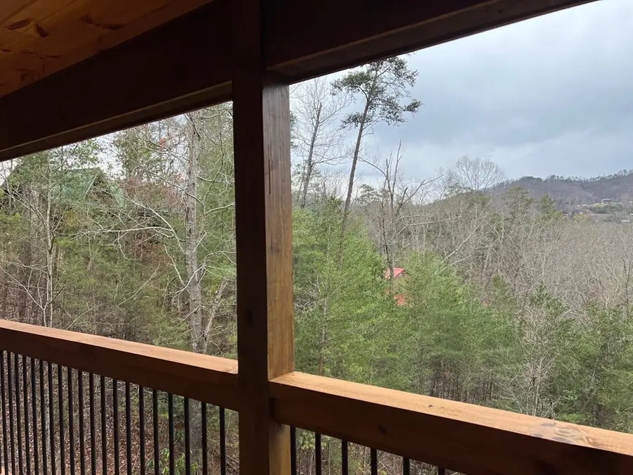 3211 Pine Way, Pigeon Forge, TN 37863 - Image #2