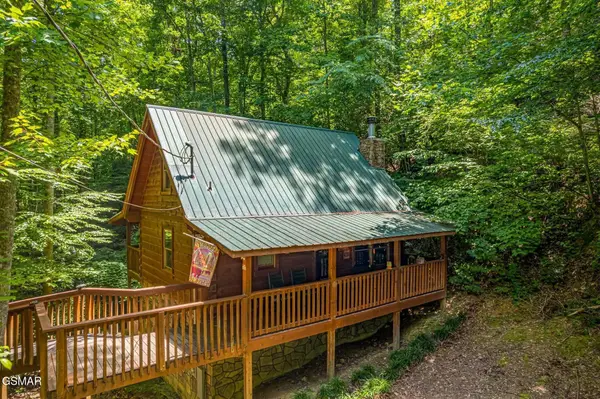 1823 Laurel Valley Way, Sevierville, TN 37862