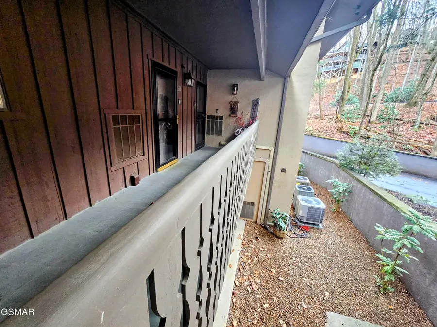 1235 Ski Mountain Road #APT 619, Gatlinburg, TN 37738 - Image #3
