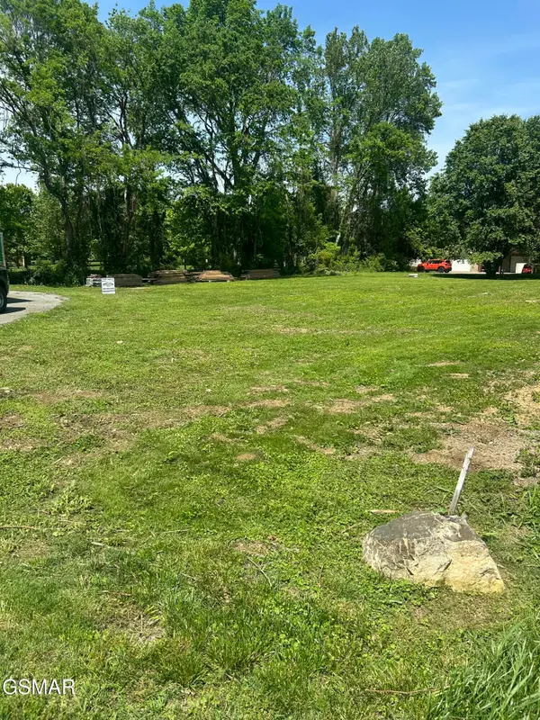 Lot 28 River Bank Road, Pigeon Forge, TN 37863