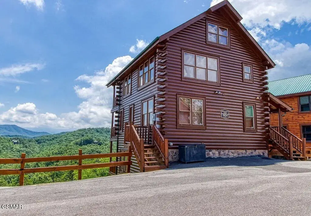 2834 White Oak Ridge Lane, Sevierville, TN 37862 - Image #1