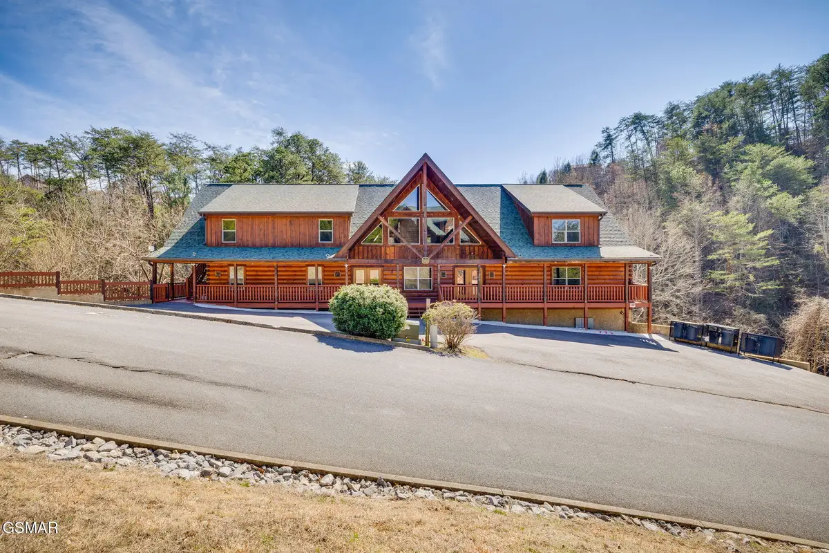 1934 Bear Creek Falls Way, Sevierville, TN 37862 - Image #1