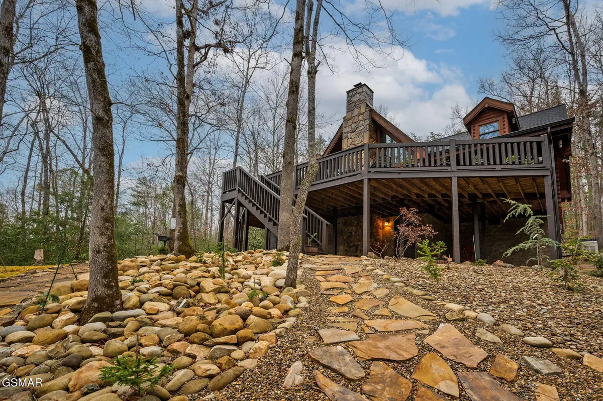 1903 Waters End Road, Walland, TN 37886 - Image #1