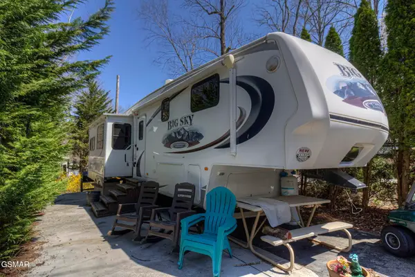 4229 E. Parkway Lot 109, Gatlinburg, TN 37738