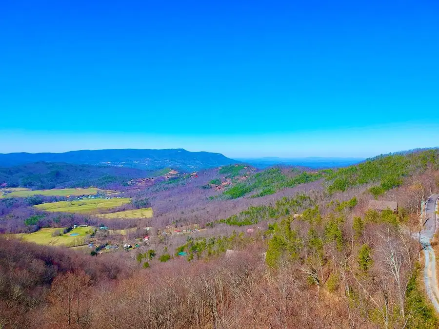 1-A Ravens Den Way, Sevierville, TN 37862 - #3