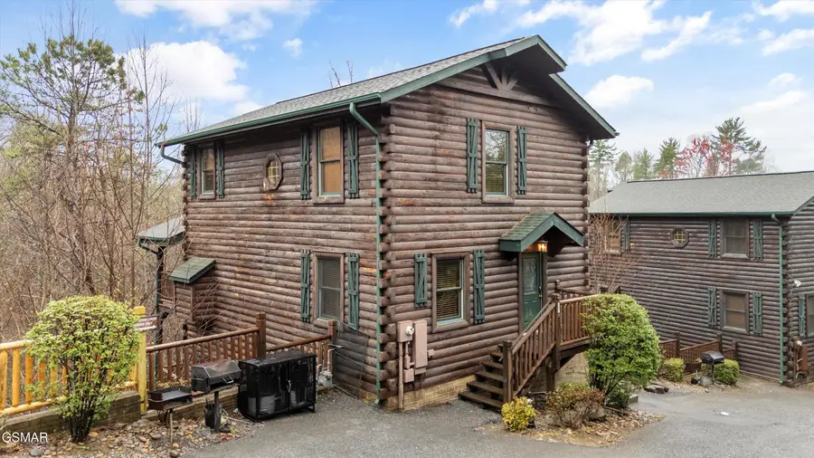831 Spirit Loop Way, Gatlinburg, TN 37738 - Image #2