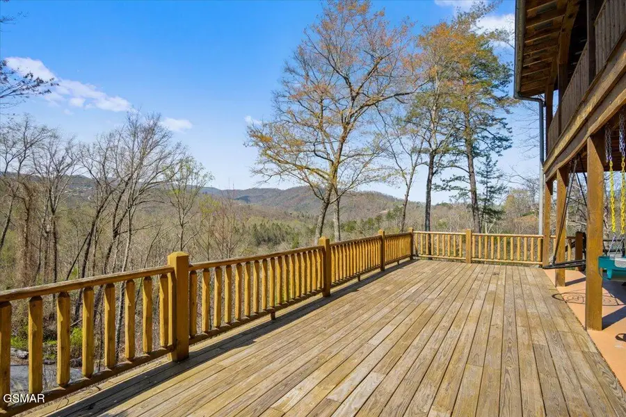 302 Beech Branch Road, Gatlinburg, TN 37738 - Image #3