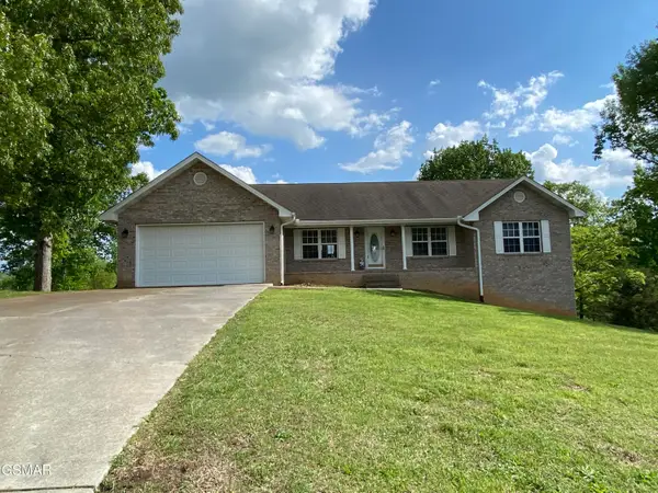 3065 Sugarwood Drive, Kodak, TN 37764