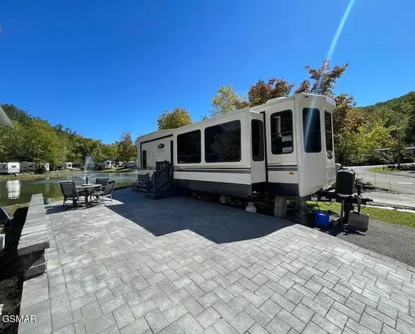 4229 E Parkway #348, Gatlinburg, TN 37738