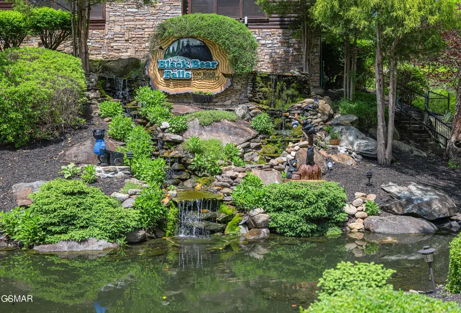 721 Poplar Falls Way, Gatlinburg, TN 37738 - Image #3