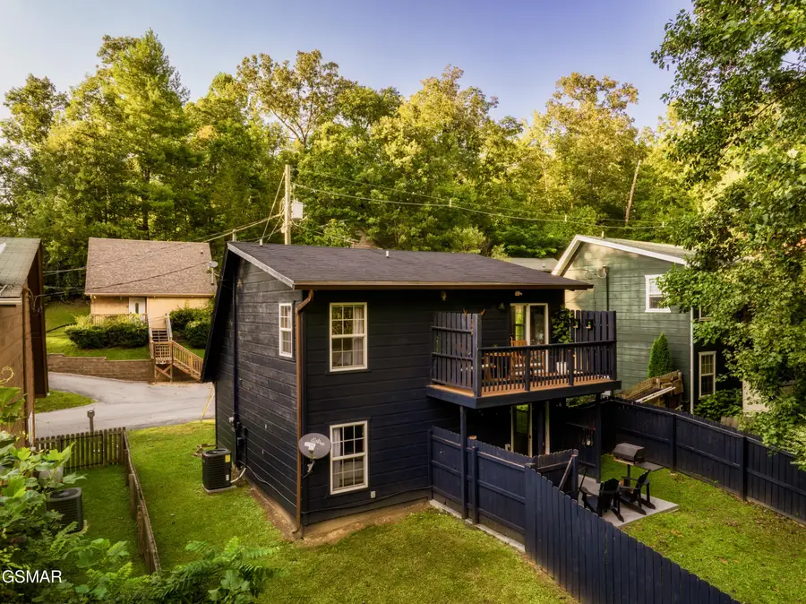 659 Morning Mist Way, Gatlinburg, TN 37738 - Image #3