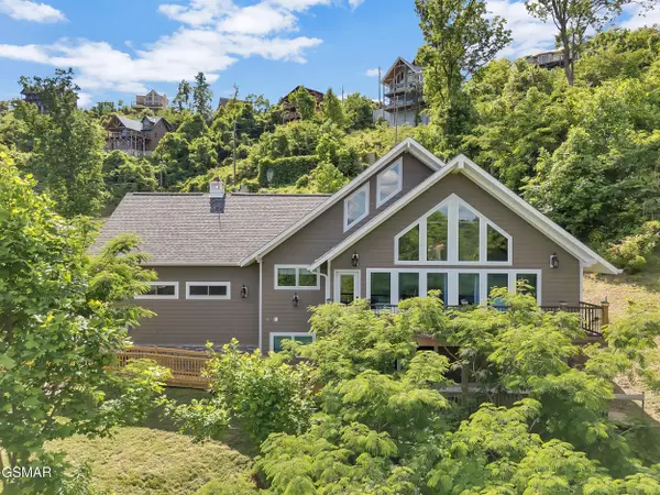 730 Deerfoot Drive, Gatlinburg, TN 37738