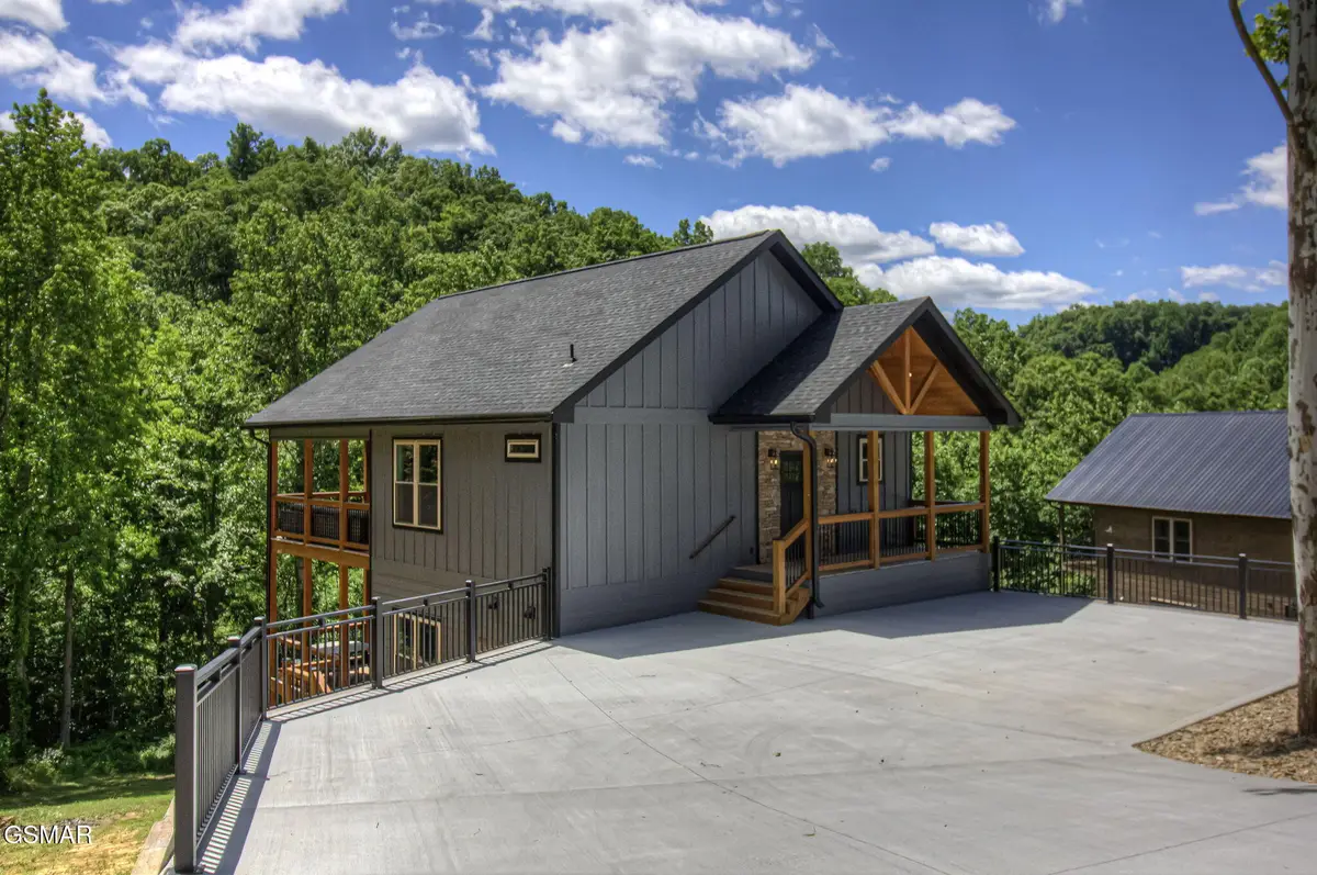 3344 Frontier View Drive, Sevierville, TN 37876 - Image #1