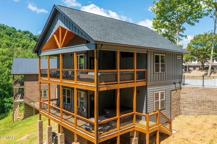 3344 Frontier View Drive, Sevierville, TN 37876 - Image #2