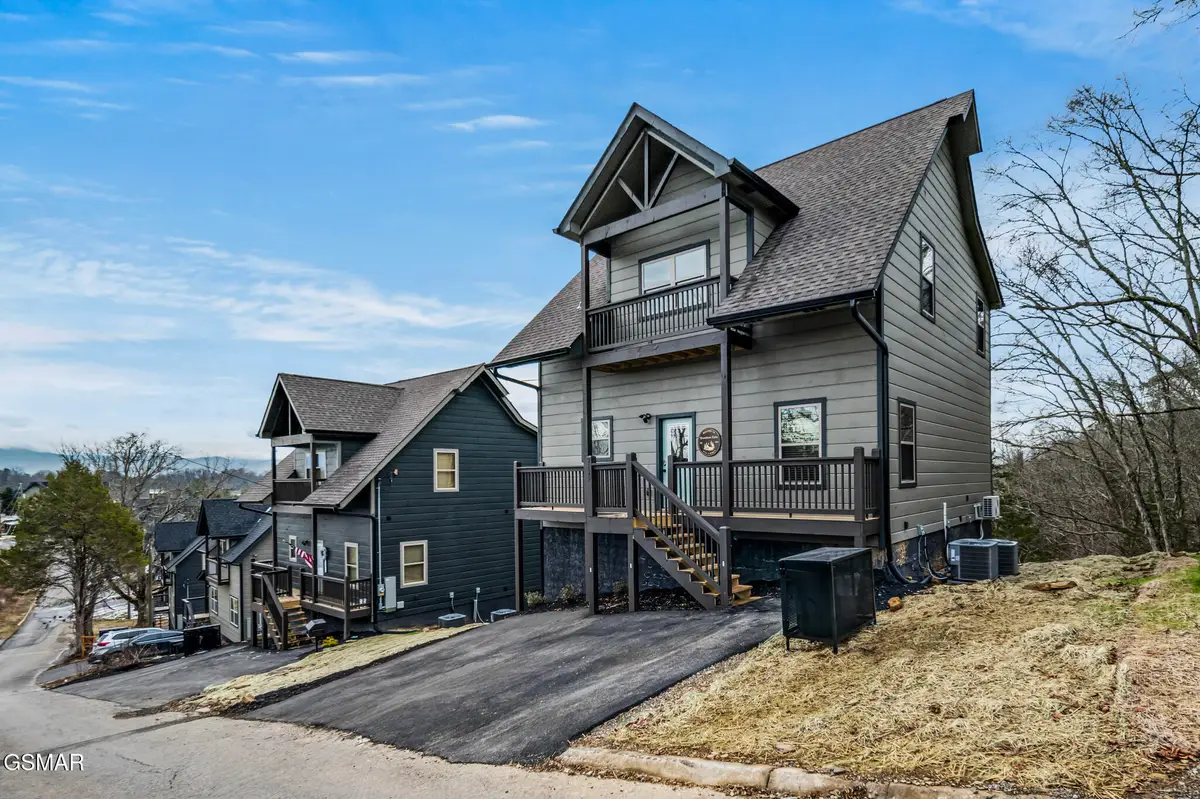 2125 Eagle Feather Drive, Sevierville, TN 37876 - Image #1