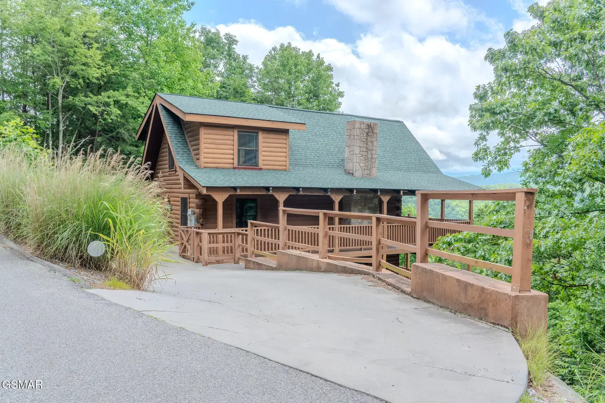 1910 E Mountain View Way, Sevierville, TN 37876 - Image #1