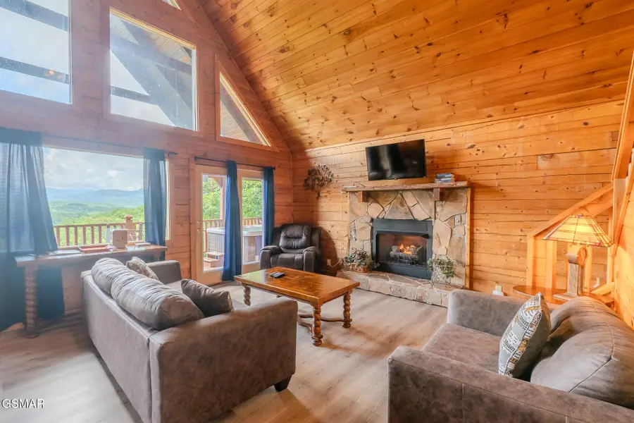 1910 E Mountain View Way, Sevierville, TN 37876 - Image #3