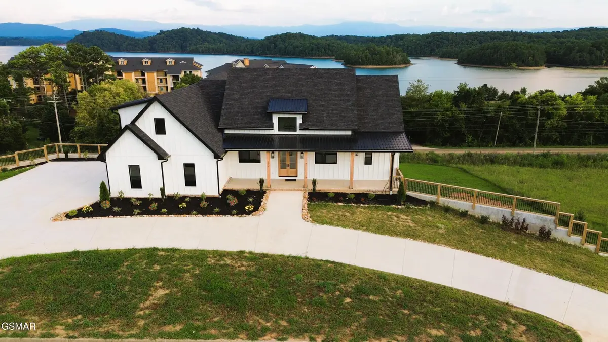 206 Eagle View Drive, Dandridge, TN 37725 - Image #1