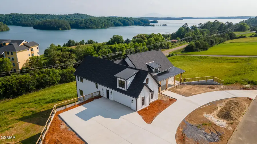 206 Eagle View Drive, Dandridge, TN 37725 - Image #2