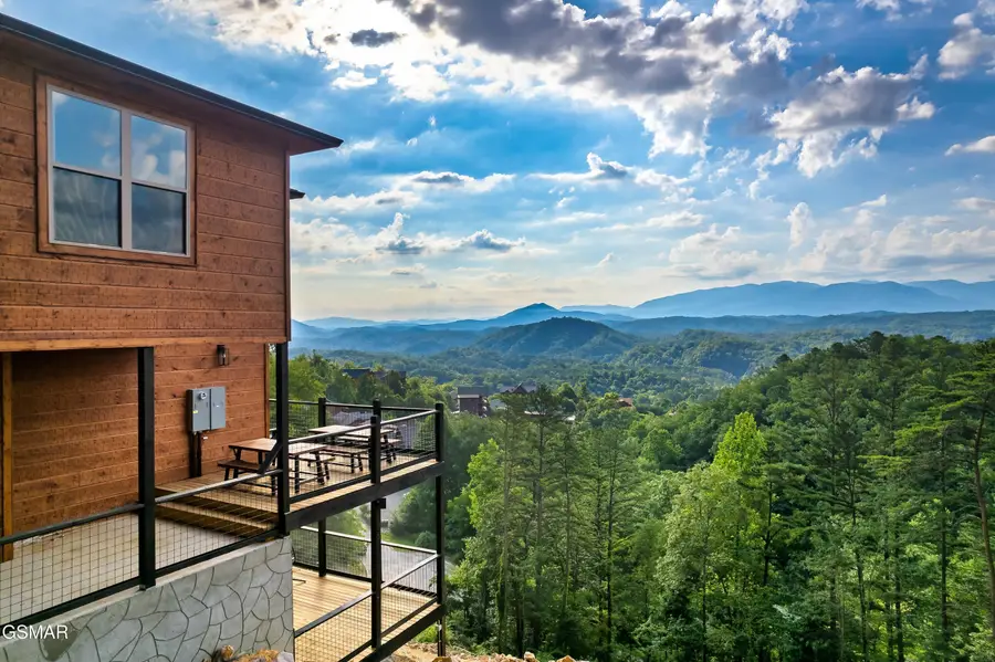 1990 Blackthorn Trail, Sevierville, TN 37876 - Image #2