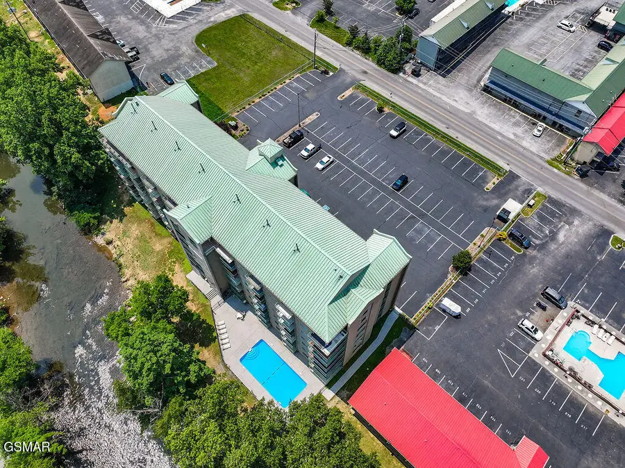 3215 N Rivers Rd U502, Pigeon Forge, TN 37863 - Image #2