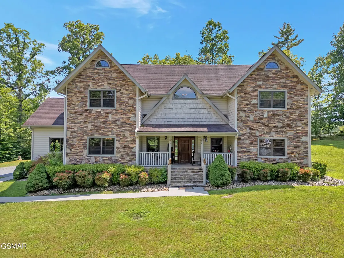 2754 Owls Cove Way, Sevierville, TN 37862 - Image #1