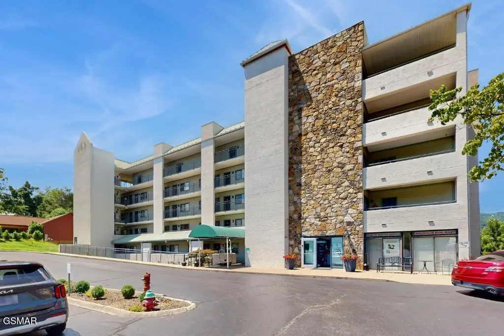 354 E Holly Ridge Road #UNIT 202, Gatlinburg, TN 37738 - Image #1