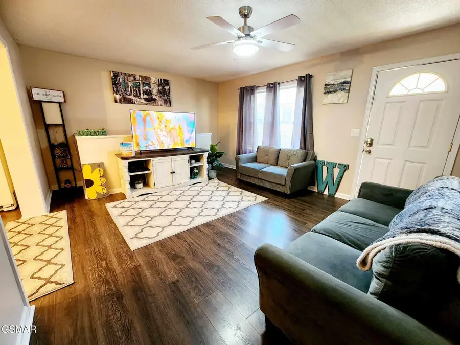 2904 Boyds Creek Hwy #4, Sevierville, TN 37876 - Image #3