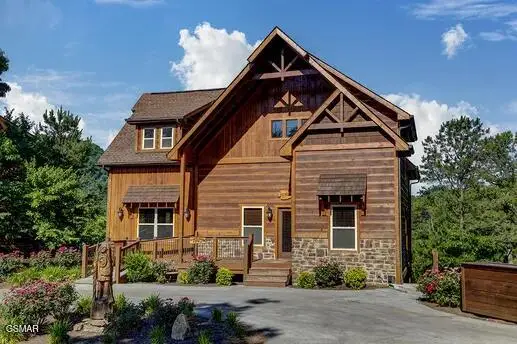 1340 Parkview Vista Way, Pigeon Forge, TN 37863 - #1