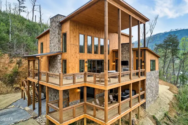 140 Water Tower Road, Gatlinburg, TN 37738