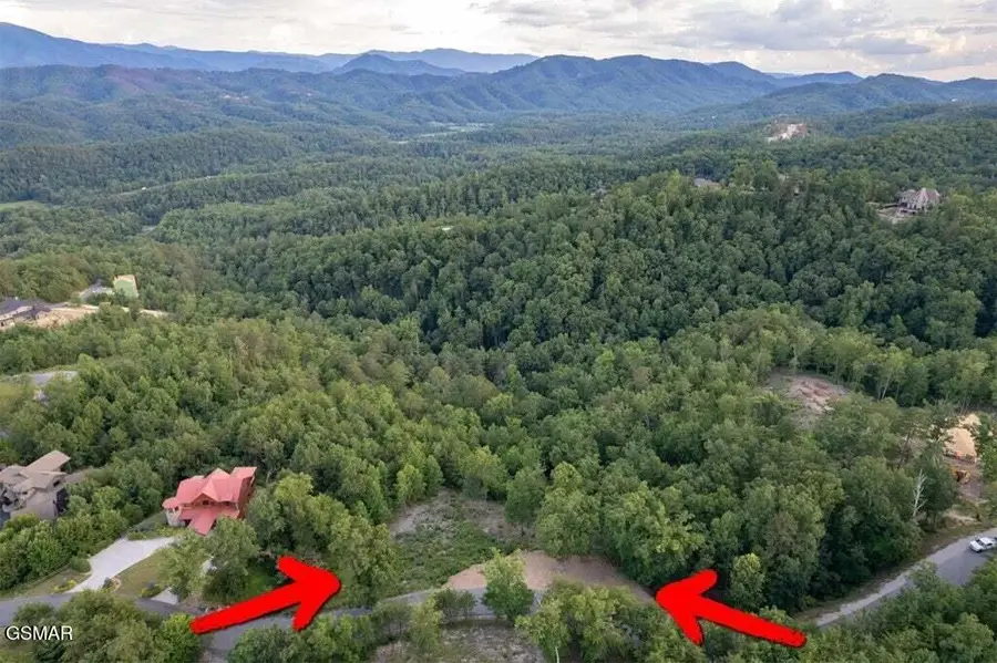 3065 Summit Trails Drive, Sevierville, TN 37862 - #2