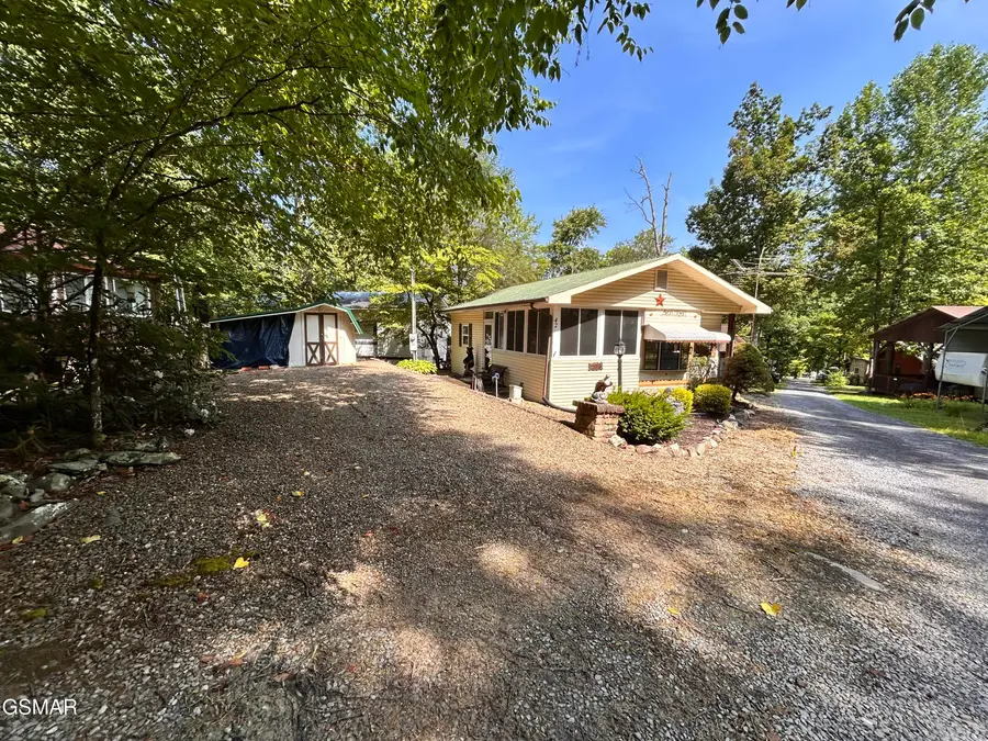 261 Lily Way, Cosby, TN 37722 - Image #3