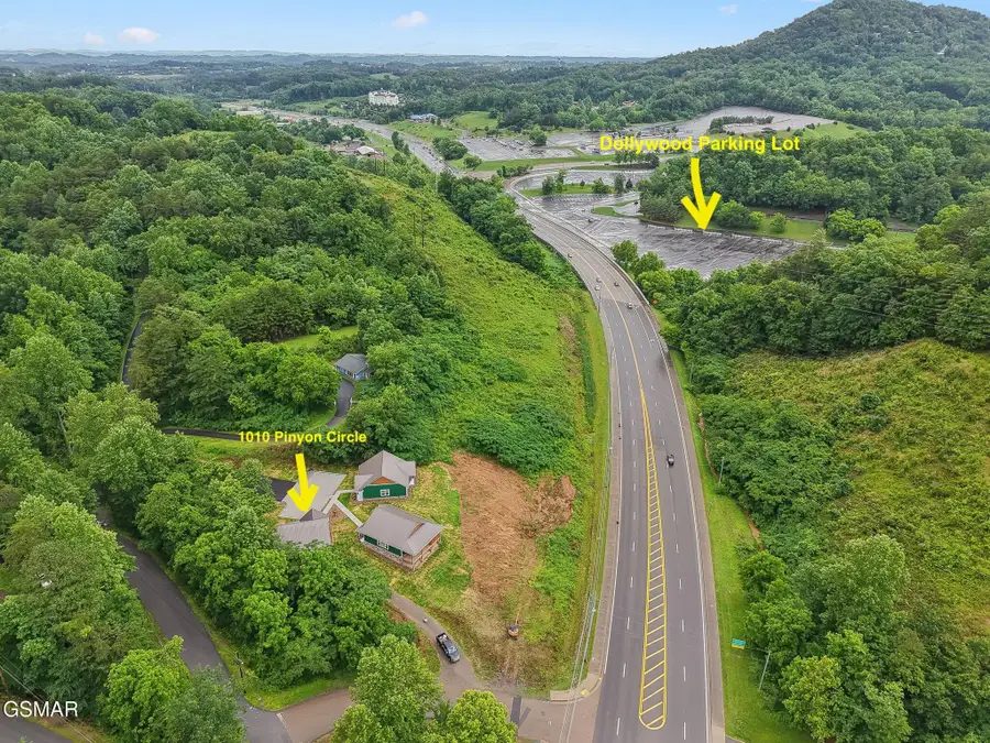 1010 Pinyon Circle, Pigeon Forge, TN 37863 - Image #3